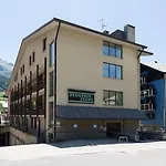 Cacciatori Delle Alpi 7 * Bormio